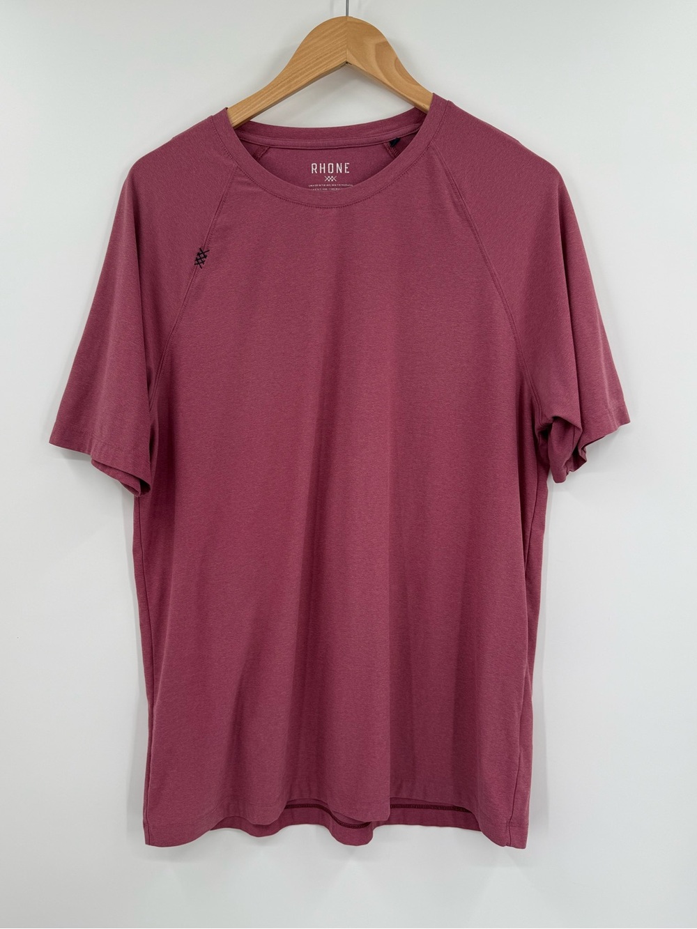 Rhone Mens Reign Slim Fit Short Sleeve Performance Tee | Heather Rose | Large